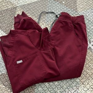 FIGS size XS maroon set